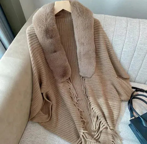 Knitted Fringed Fur-Neck Shawl