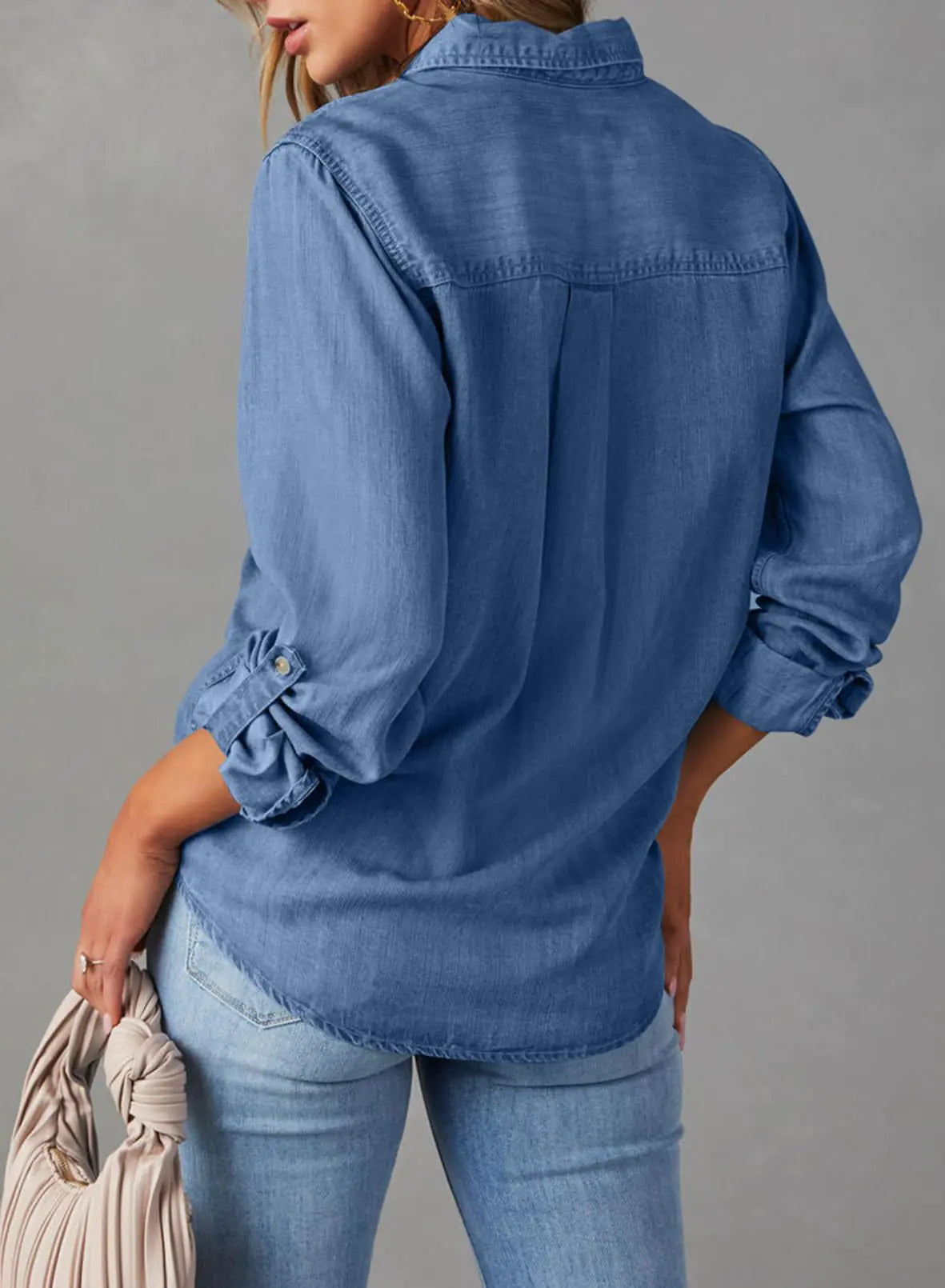 Astylish Damen 2024 Button-Down-Jeanshemd, lässig, langärmelig, V-Ausschnitt, Chambray-Bluse, Top, Größe L, Himmelblau