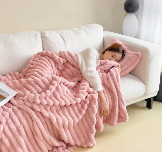 Soft Wind Bubble Velvet Blanket