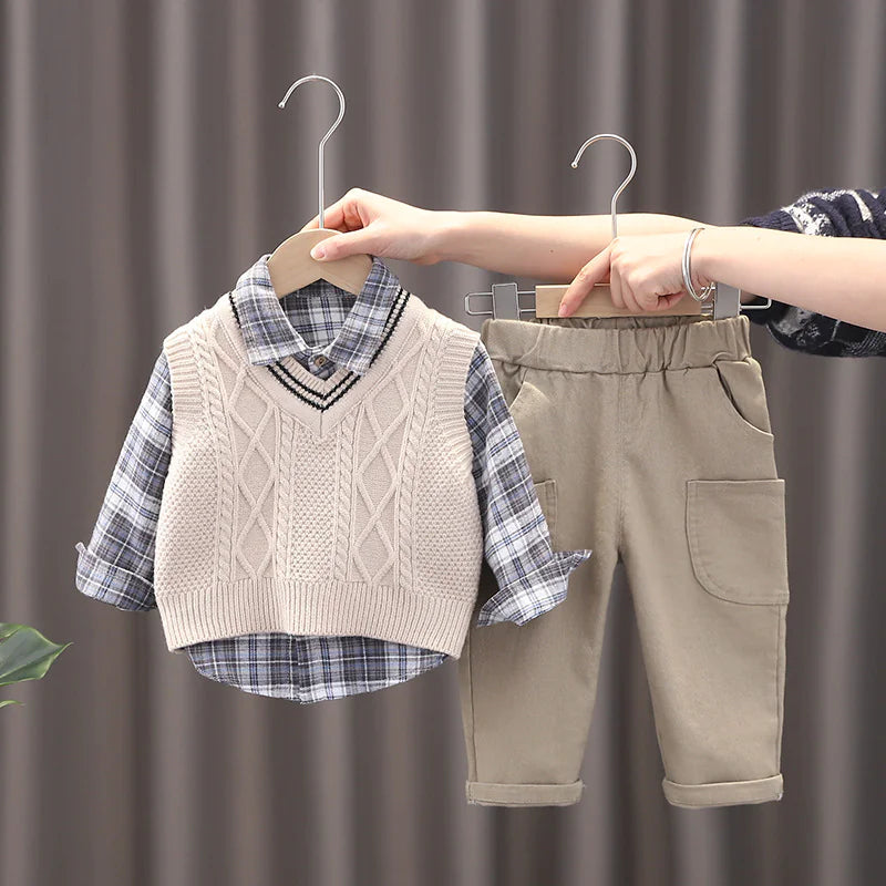 Babykleidung für Jungen